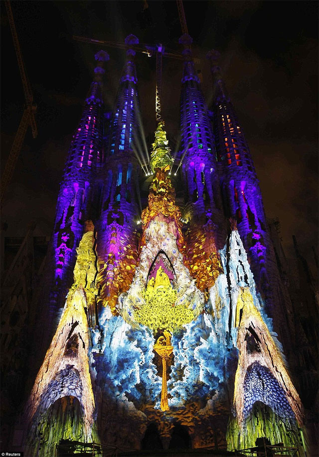 Basilica Sagrada Familia lit up in spectrum of colour for Barcelona's Merce Festival 2012